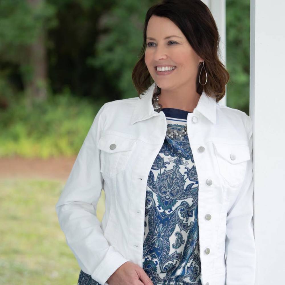 Meet your Posher, Carrie